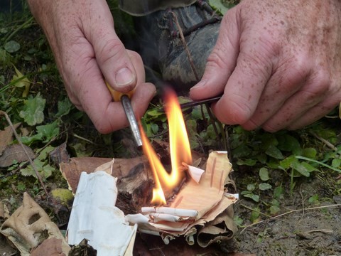 Stage survie: allumage d'un feu